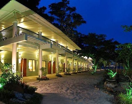 Camayan Beach Resort Hotel Subic Bay Eksteriør billede